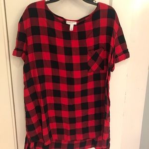 Liz Lange Plaid Top